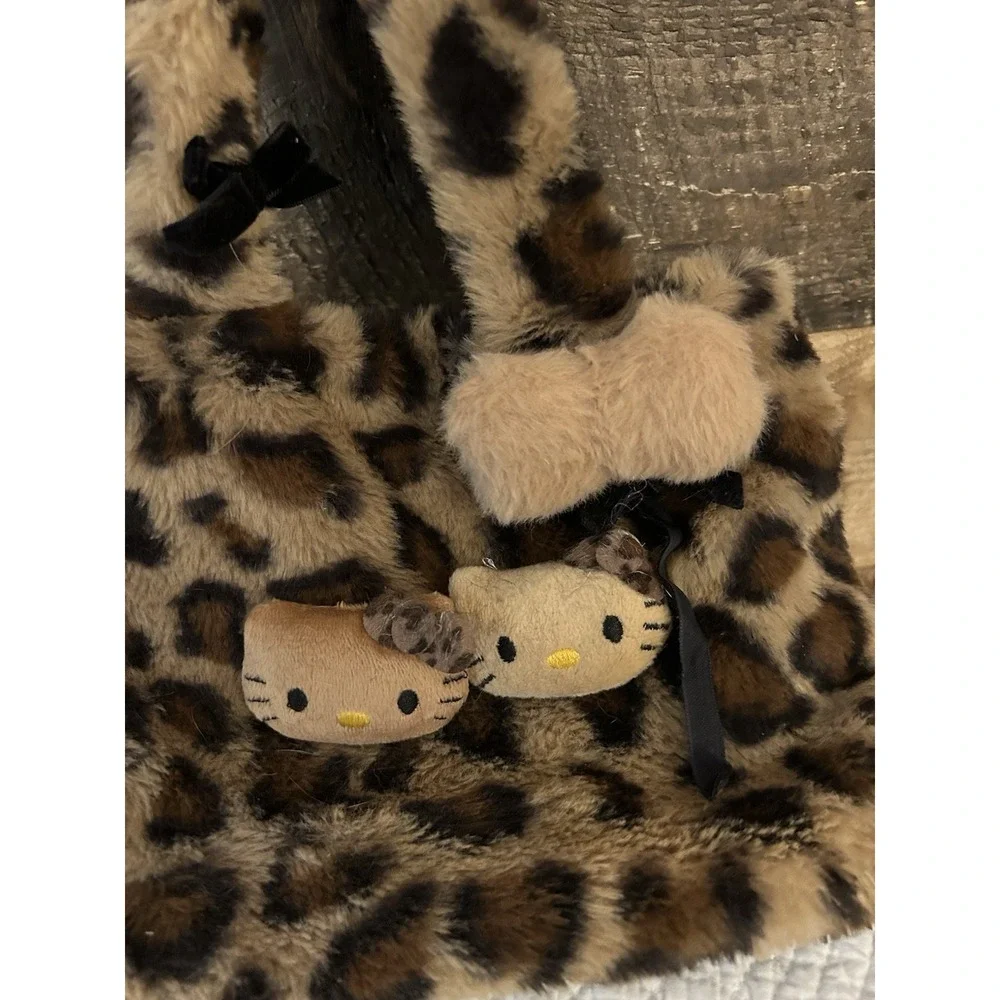 Hello Kitty Leopard Print Plush Tote‎ Bag- faux fur Never Used